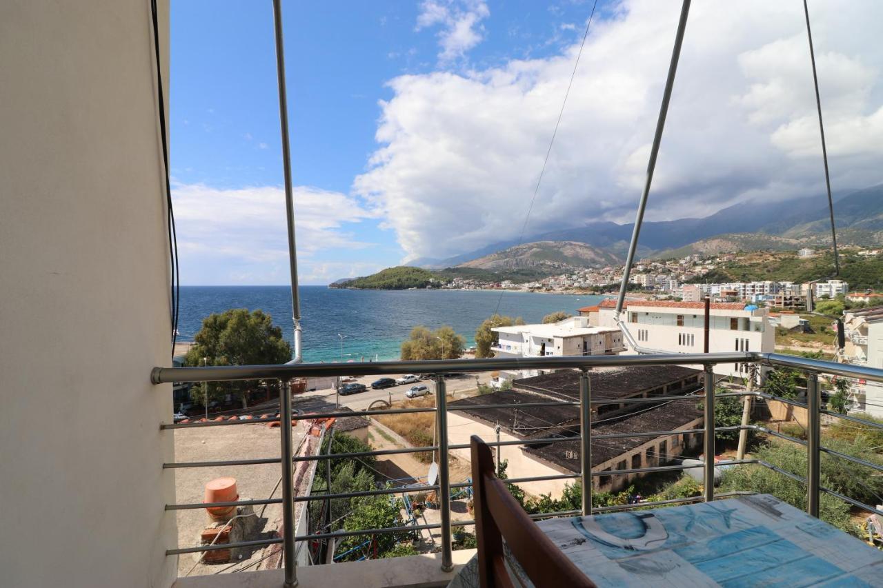 Rooms With View Himare Exterior photo