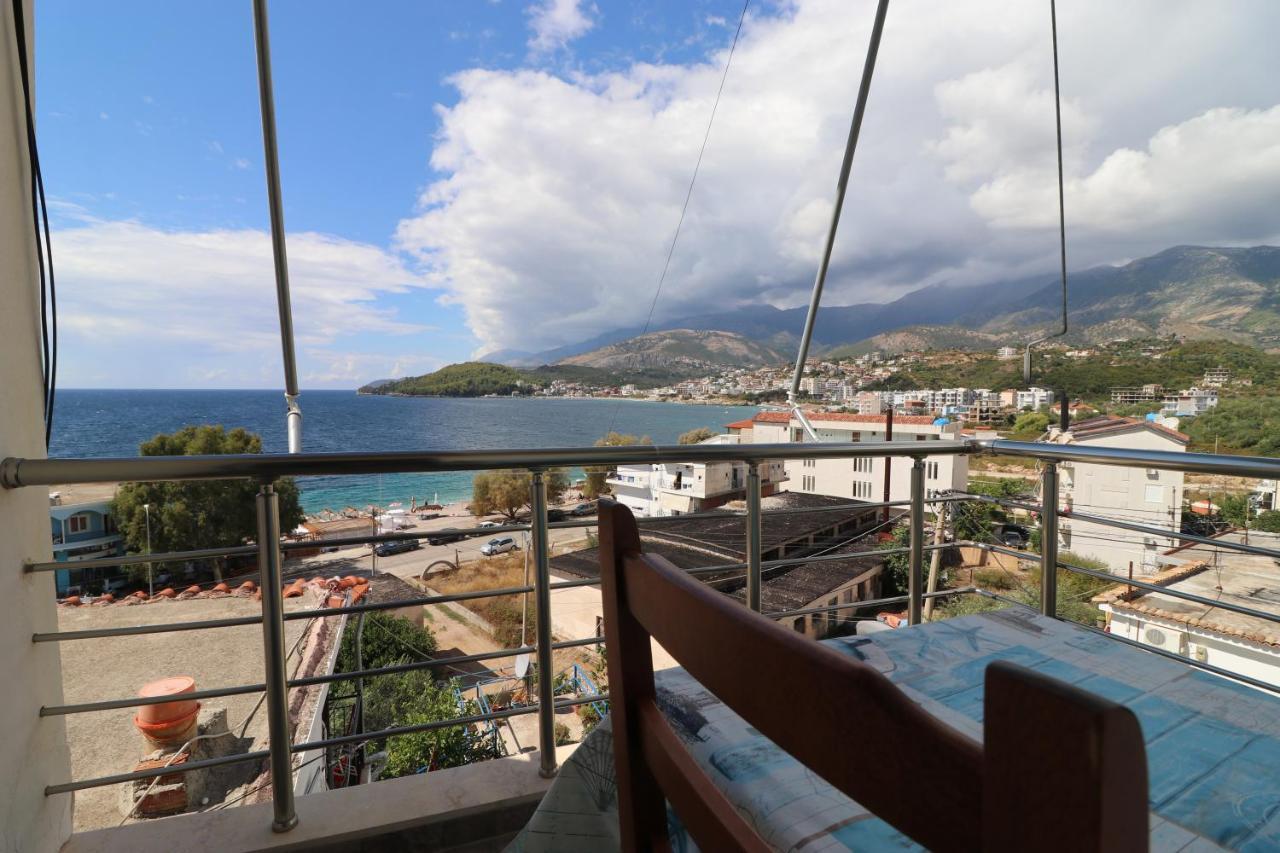 Rooms With View Himare Exterior photo