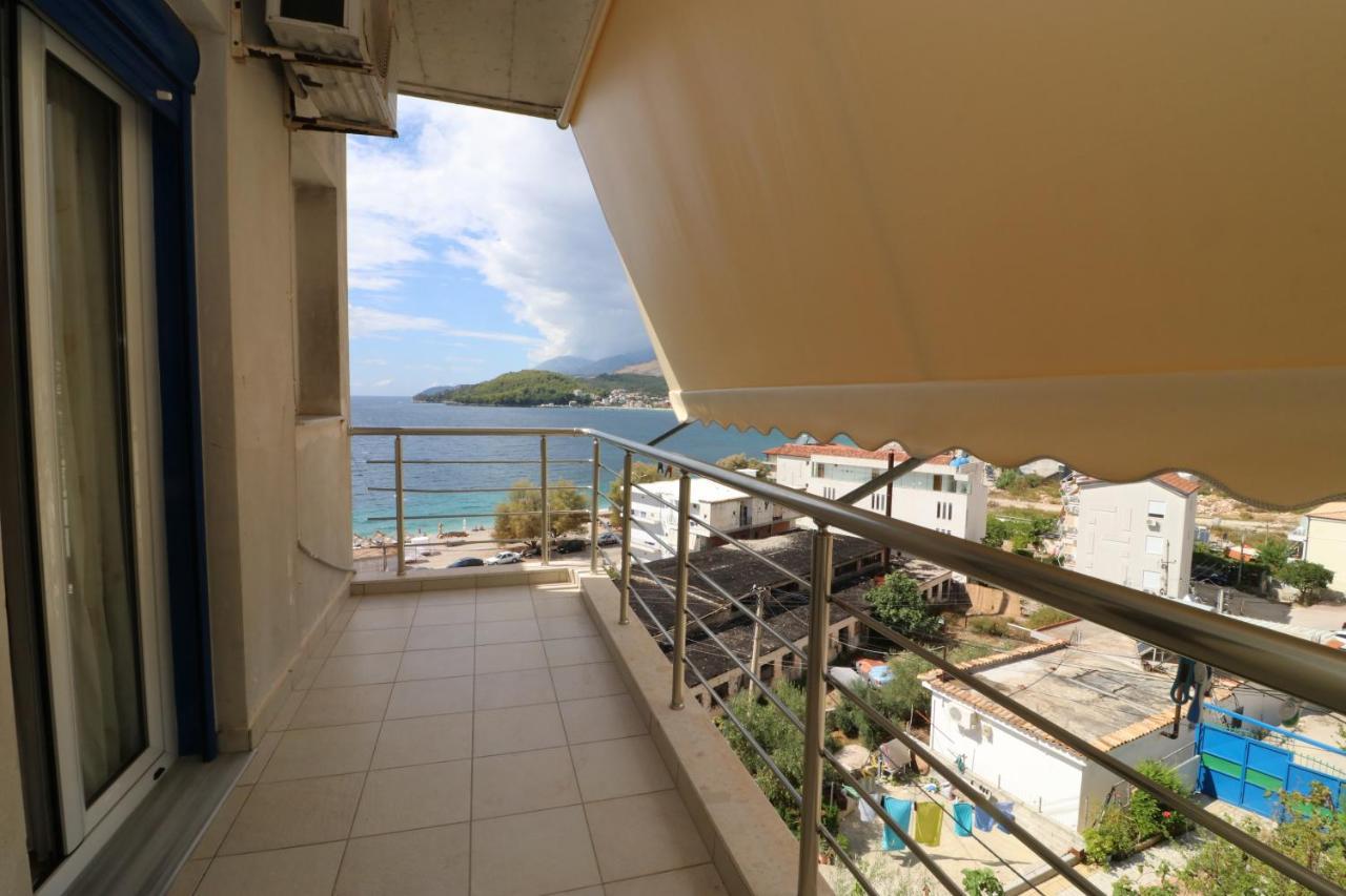 Rooms With View Himare Exterior photo